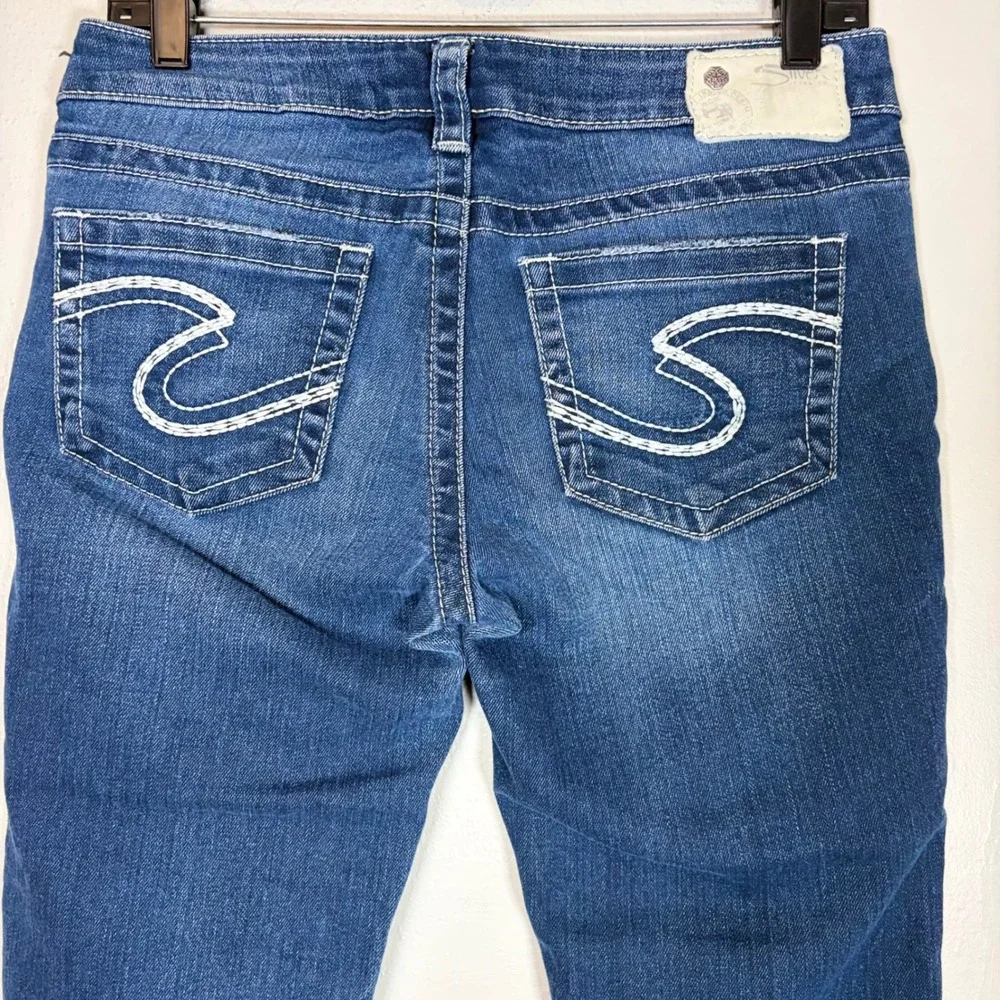 Silver Jeans Co Aiko Capri Dark Wash Denim Embroidered Pocket Jeans Womens 29